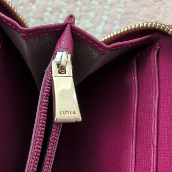 Furla Pink Wallet - Picture 5 of 7